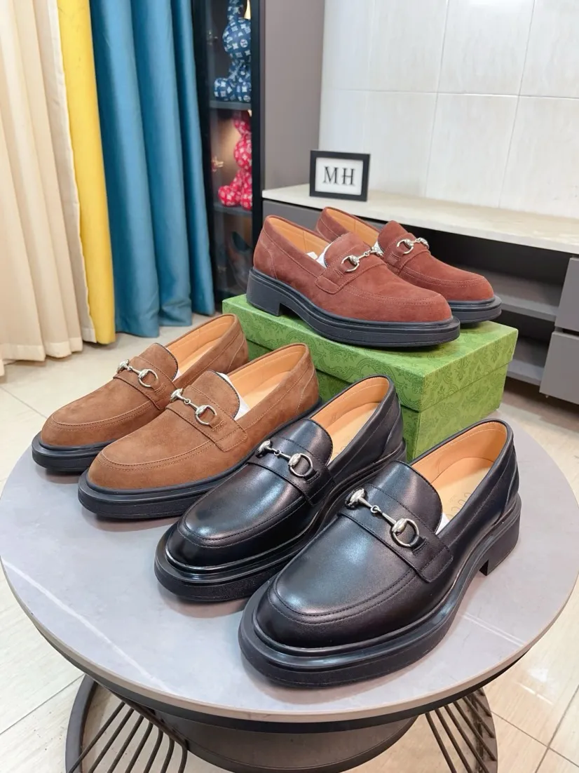 Factory price 520🌹🌹 [GUCCI Gucci] A new style of formal men's leather shoes is here ~ The original quality upper is made of cowhide imported from Italy + soft and delicate leather, comfortable and soft first-layer cowhide lining, rubber wear-resistant outsole, the shoe shape is dignified and domineering, and the luxury charm cannot be concealed! The natural and free nouveau riche leads the trend. Code number: 38-44